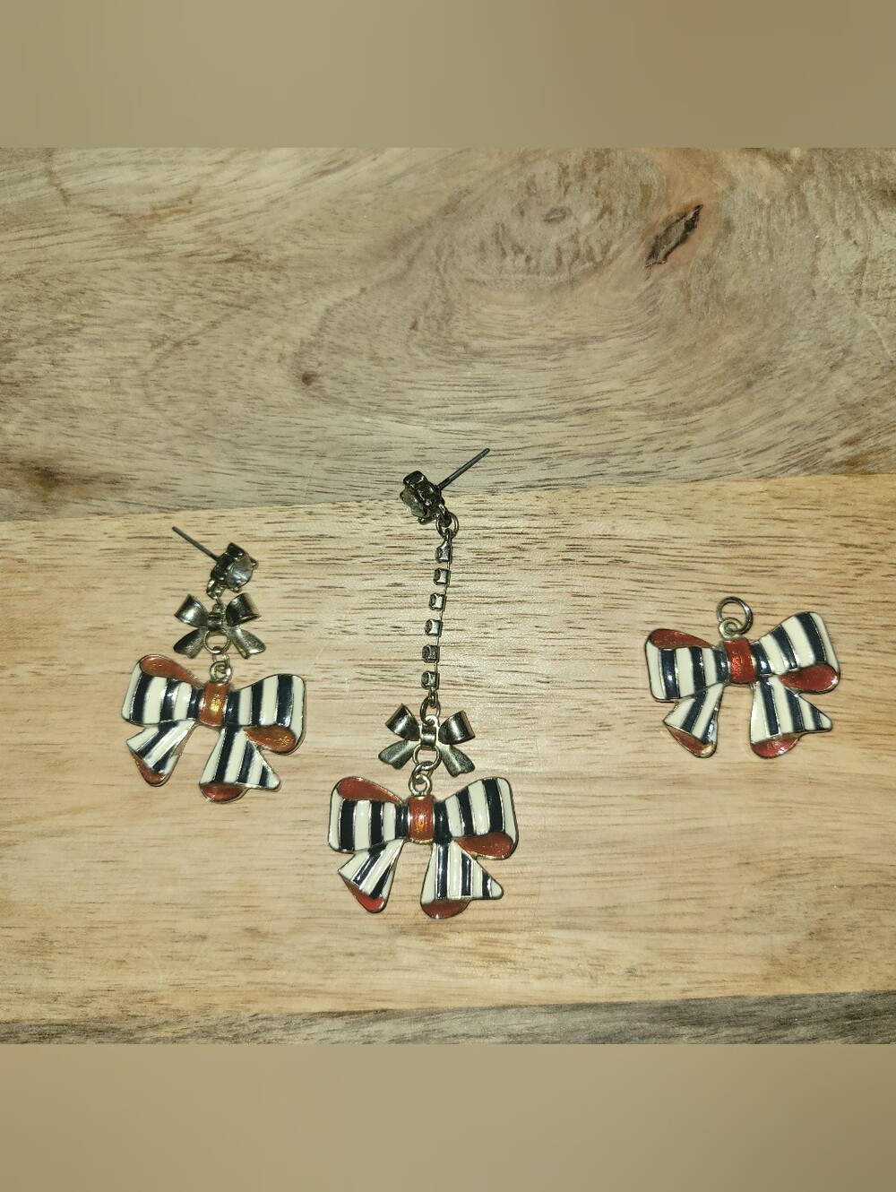 Betsey Johnson Jewelry Bow Set